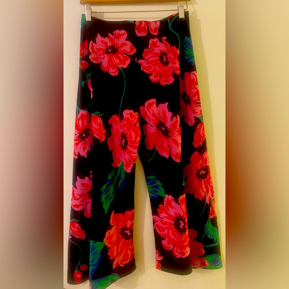 NICHOLAS,100% Silk, wide leg crop pant.